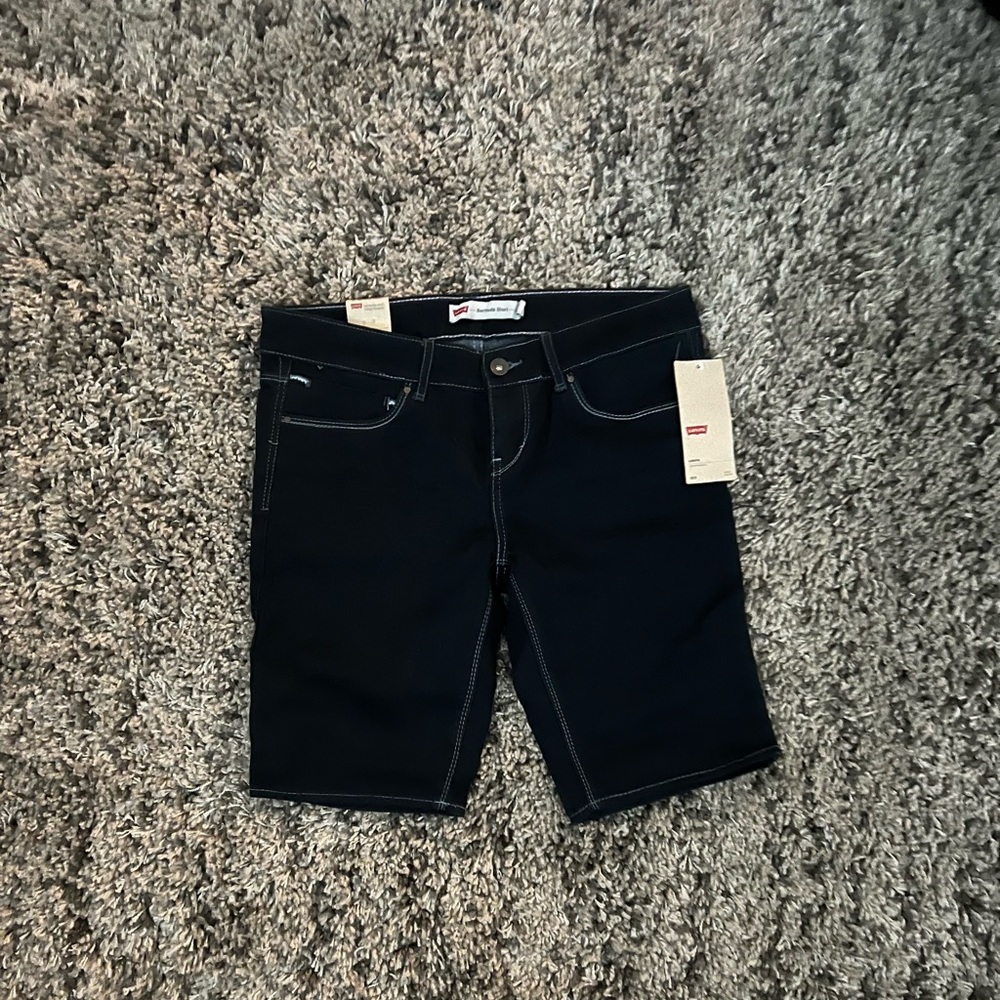 🩳 NWT Levi’s Women’s Bermuda Jean Shorts
